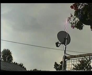 4th July 2006 Storm Video - Andy - Beanhill_0013.jpg