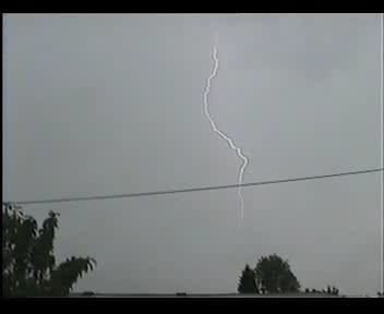 4th July 2006 Storm Video - Andy - Beanhill_0041.jpg