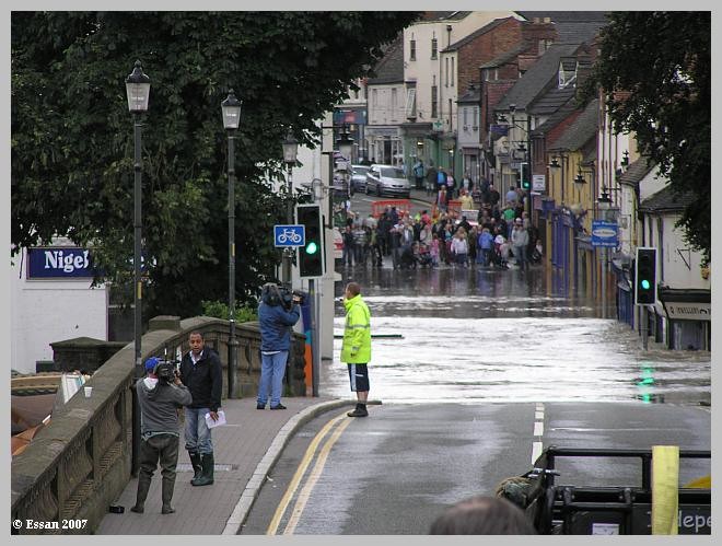 Film crews on Workman Bridge, Port St flooded, Evesham - 21 