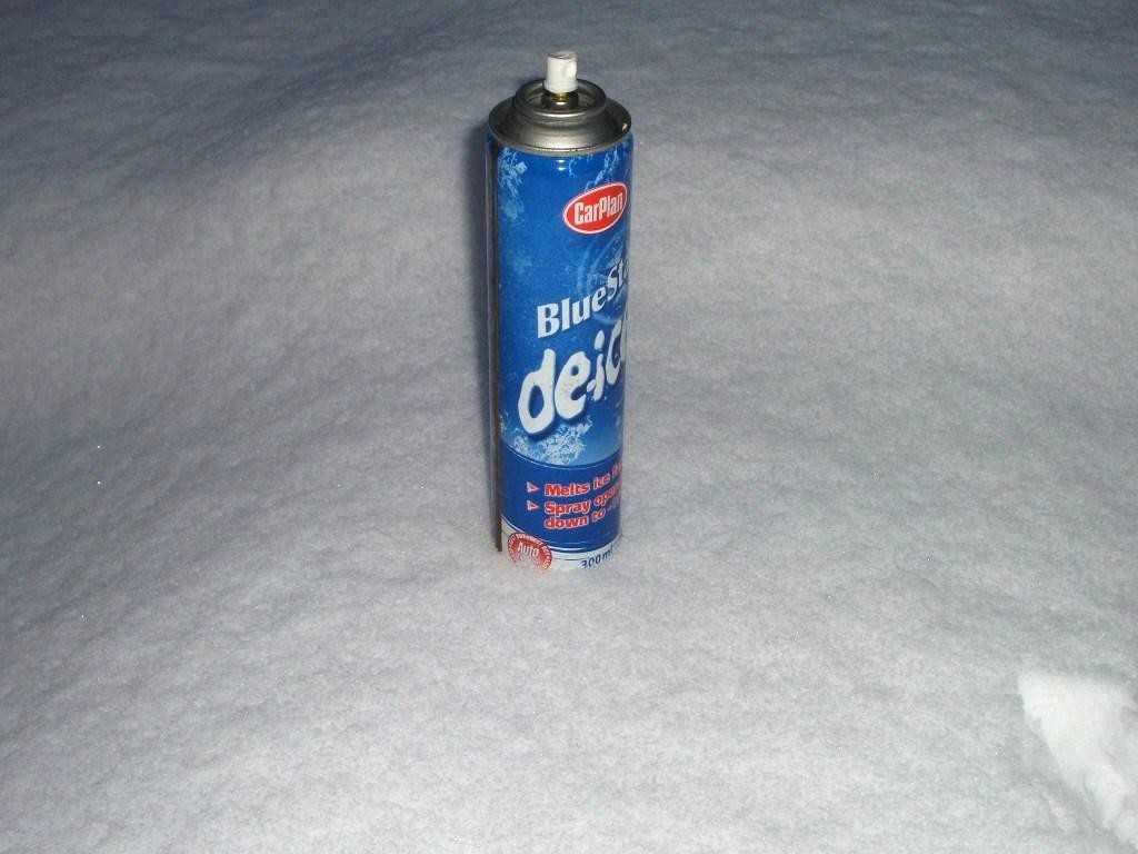 de-icer above snow.JPG