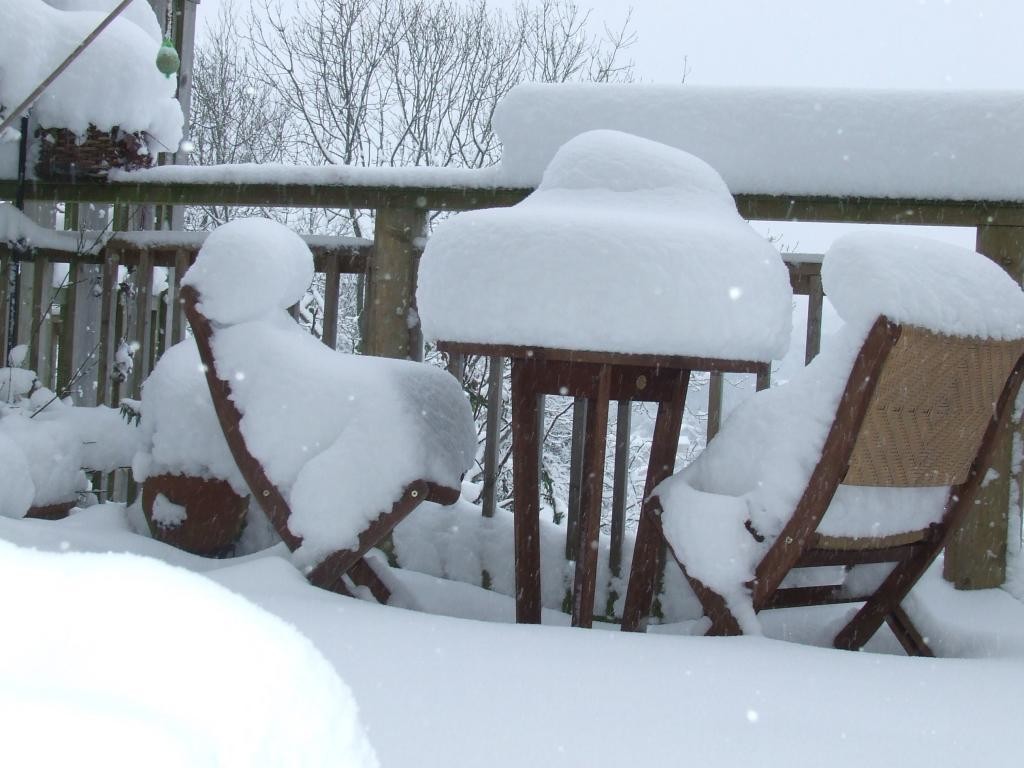 just a bit of snow then!! Biggin Hill, Kent
