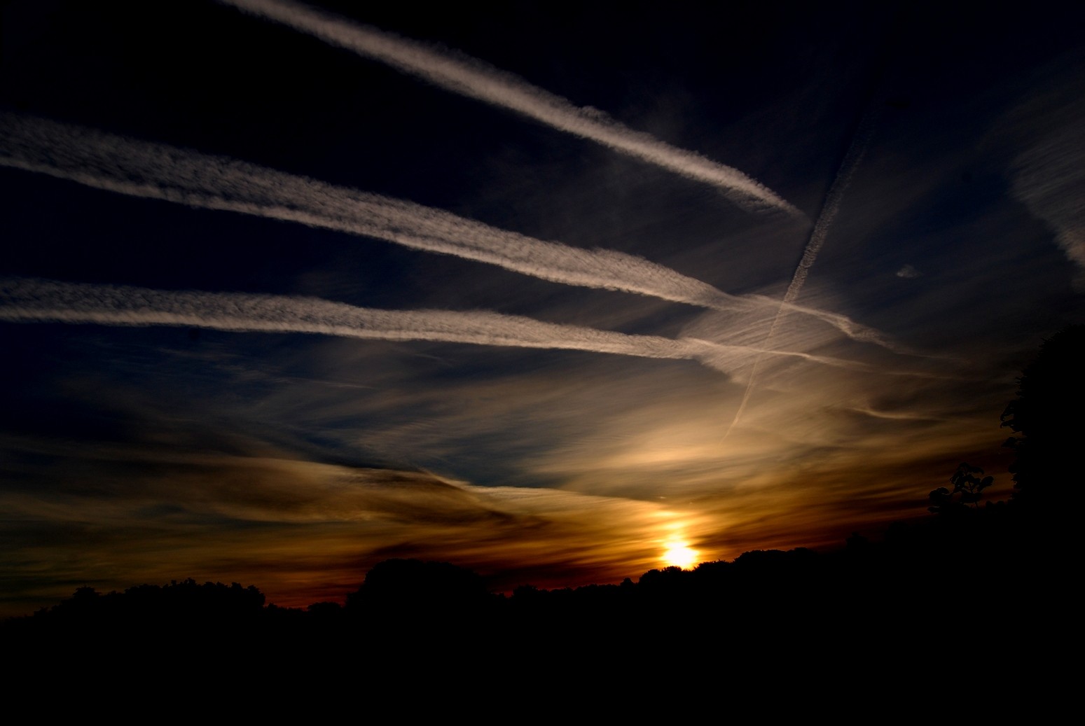 Early morning contrails