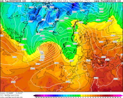 ECMOPEU12_72_2.thumb.png.f153a41ef95162cd0ac283b03356d985.png