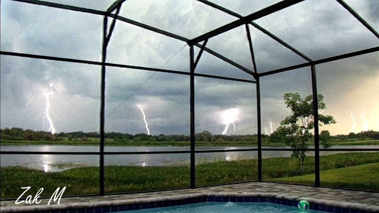 Lightning barrage in Florida storm